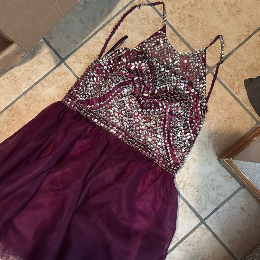 Short sequin dress ￼